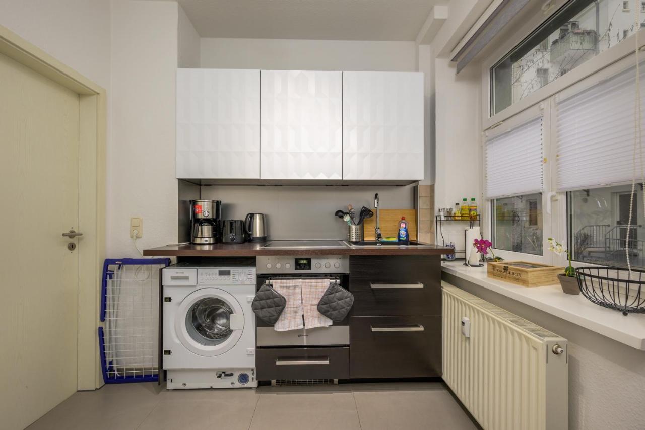 Zentral Fewo - Eg - Karli - 30Qm - Kueche - Disneyplus Appartement Leipzig Buitenkant foto
